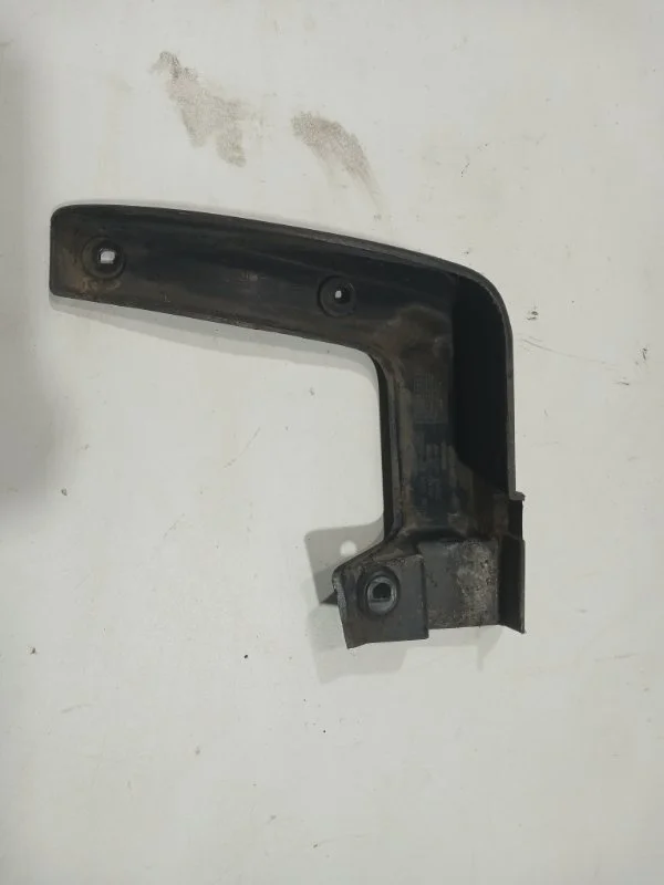 Брызговик передний правый KIA PRO CEED ХЕТЧБЕК 1.4