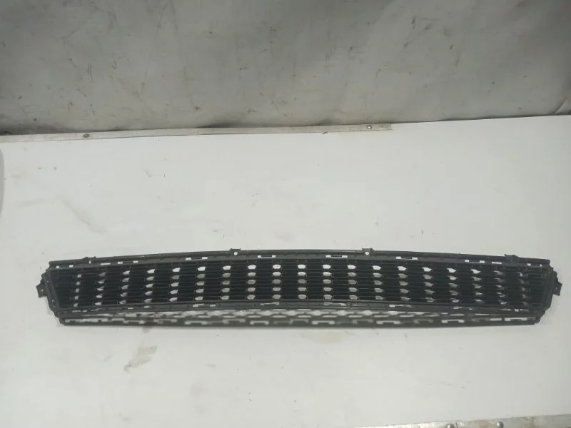 Решетка в бампер KIA PRO CEED ХЕТЧБЕК 1.4 2015