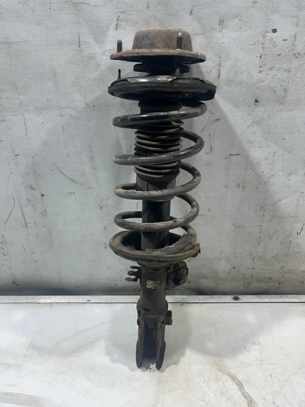 Амортизатор подвески передний правый Hyundai Getz