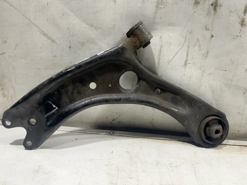 Рычаг передний левый Hyundai Tucson 3 2016