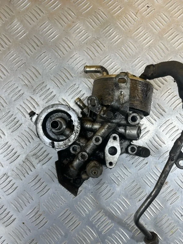 Корпус масляного фильтра Mitsubishi L200 (2006-2015) 2008 2.5 D 4D56