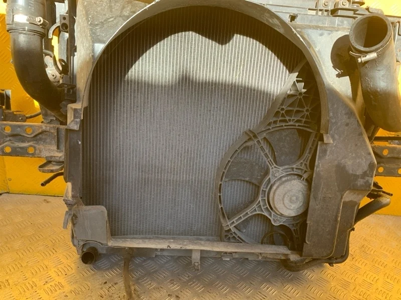 Радиатор (основной) Nissan Navara (D40) 2004-2015 2008 21460EB30A ПИКАП 2.5 D YD25DDTI