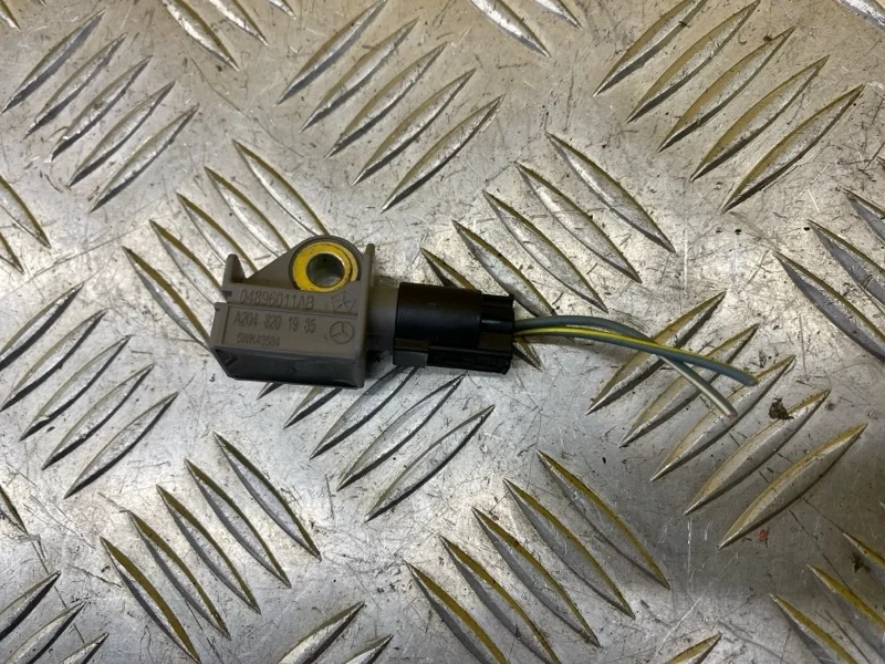 Датчик удара Chrysler Grand Voyager V (2008-2015) 2009 04896011AB МИНИВЭН 2.8 D