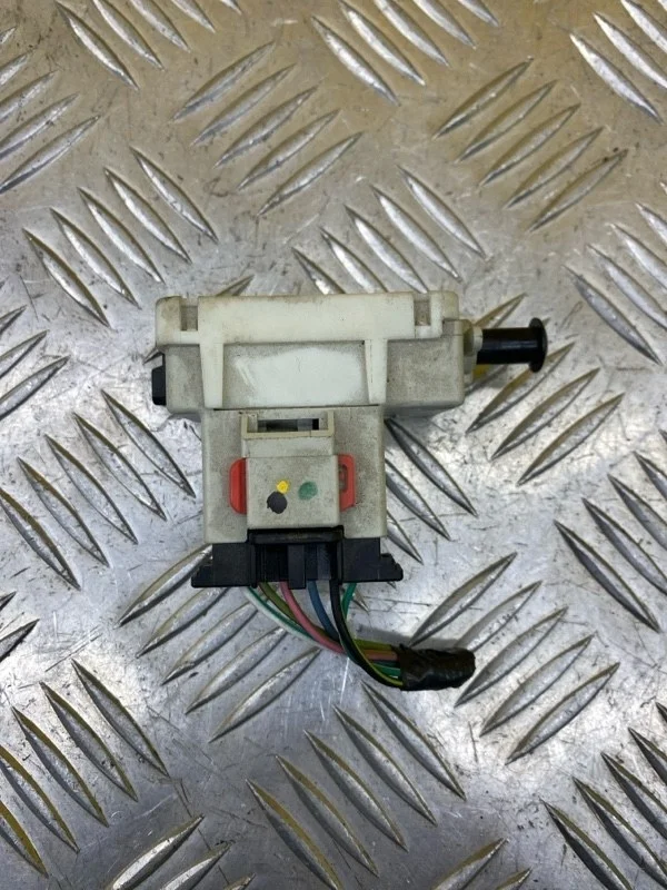 Датчик педали тормоза (лягушка) Chrysler Grand Voyager V (2008-2015) 2009 56045043AG МИНИВЭН 2.8 D