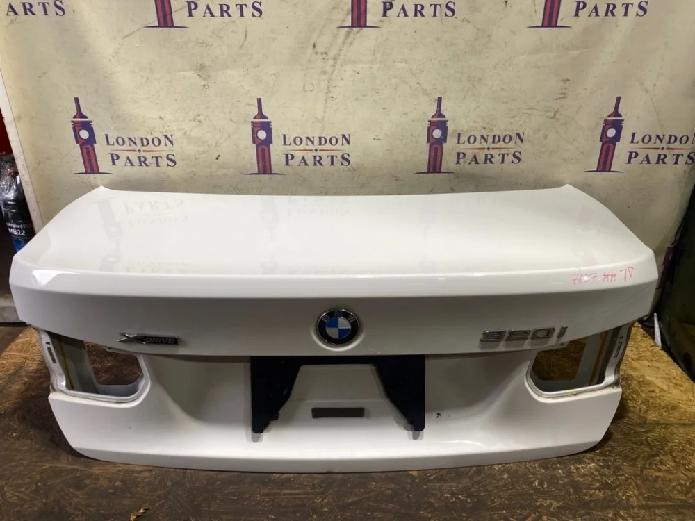 Багажник BMW F30
