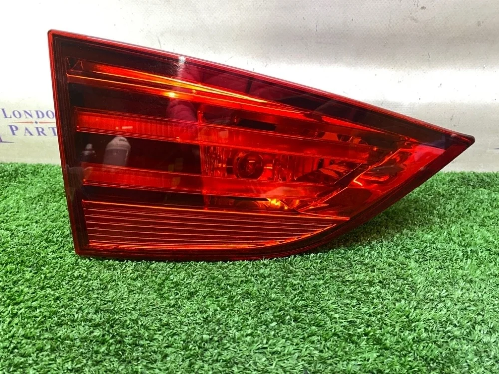 Фонарь в крышку багажника BMW X1 E84