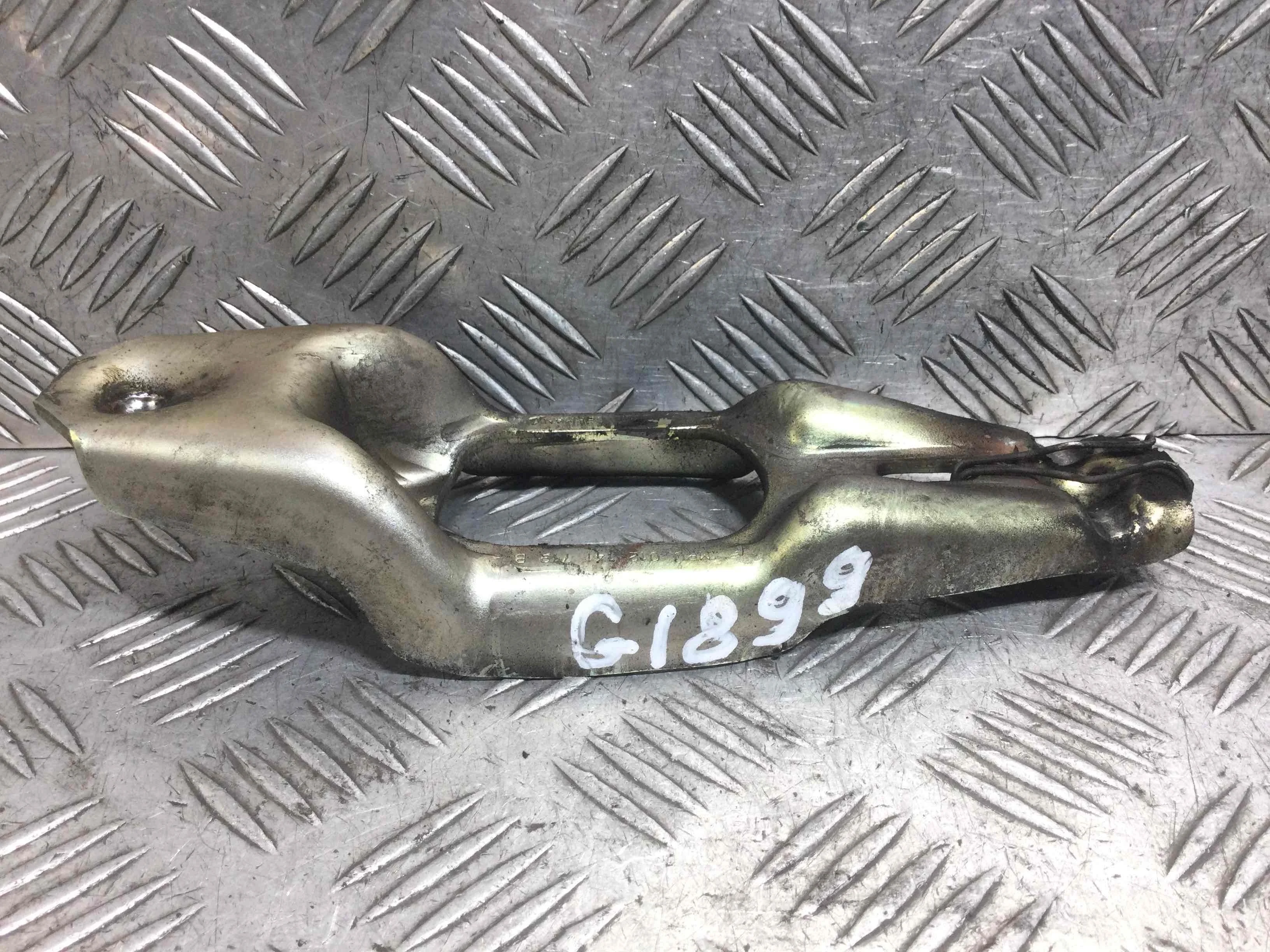 Вилка сцепления Audi A4 B5 [рестайлинг] (1999-2001) бензин 1.6 i Механика Универсал