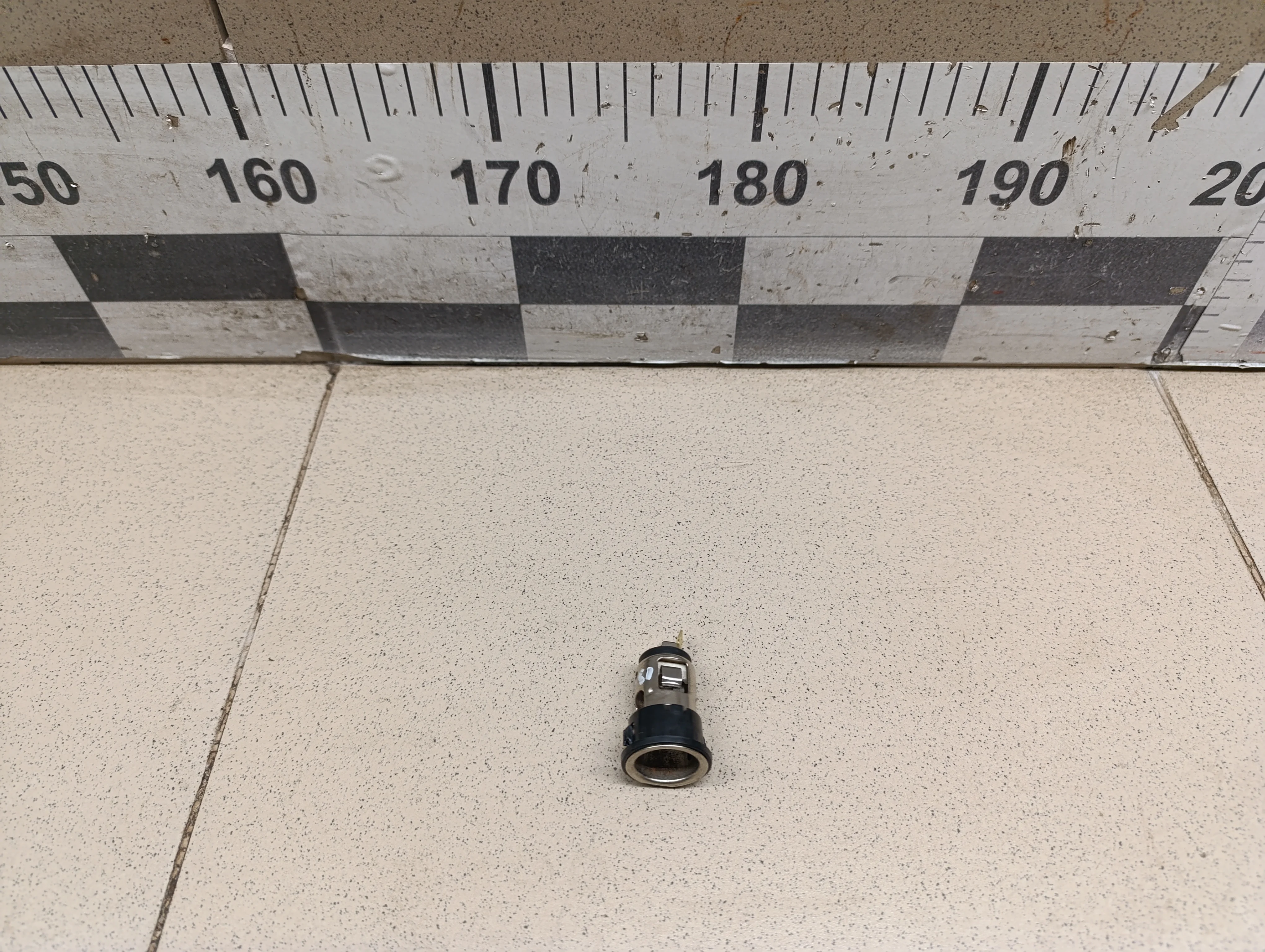 Гнездо прикуривателя Solaris 2010-2017