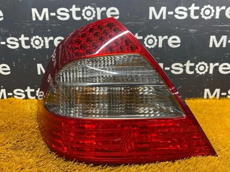 Фонарь задний Mercedes-Benz E-Class 2008 A2118202564 W211 272.922, левый