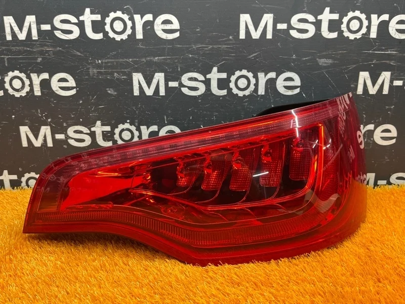 Фонарь задний Audi Q7 2012 4L0945094F 4LB CJT, правый