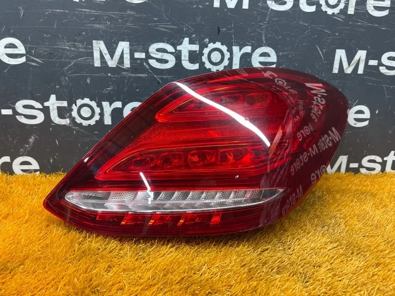 Фонарь задний Mercedes-Benz C-Class 2014 A2059061457 W205 274.920, правый