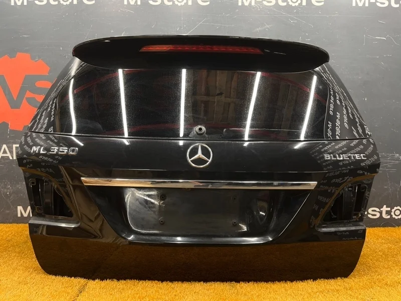 Крышка (дверь) багажника Mercedes-Benz M-Class 2012 A1667400305 W166 642.826