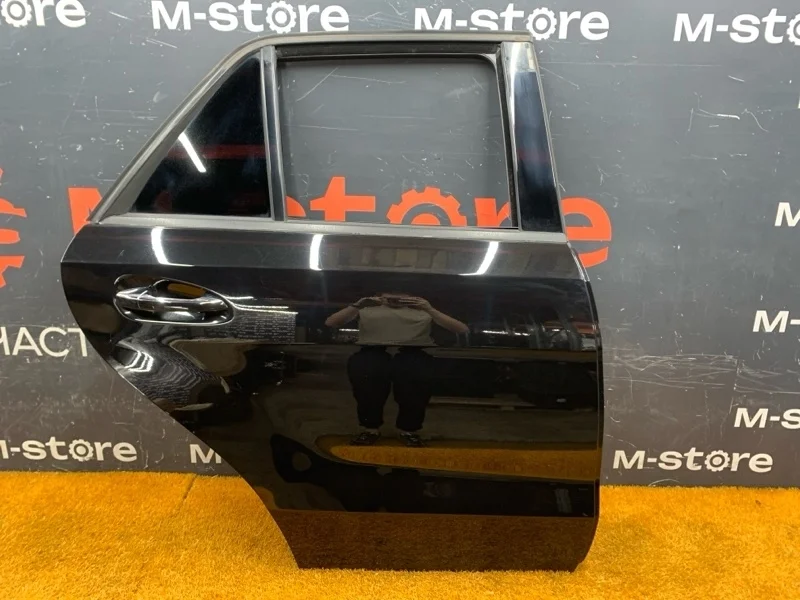 Дверь Mercedes-Benz M-Class 2012 A1667300205 W166 642.826, задняя правая