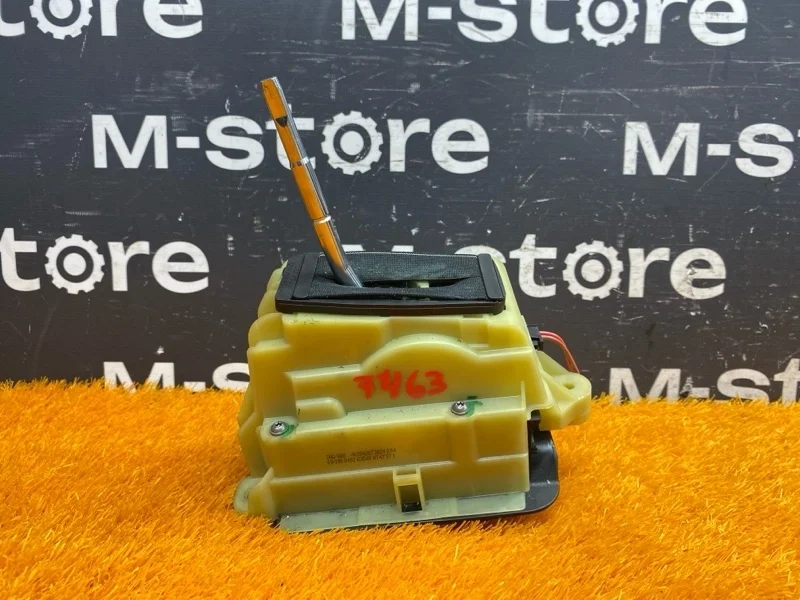 Селектор АКПП Mercedes-Benz C-Class 2009 A2042673824 W204 271.950