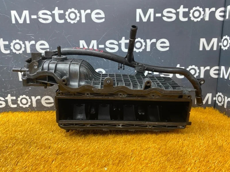 Коллектор впускной Audi A3 2014 04E129711J 8V CXS