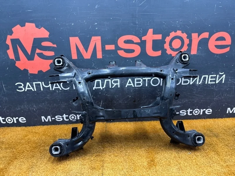 Балка поперечная (подрамник) Bmw X5 2007 33316863815 E70 N52B30A, задняя