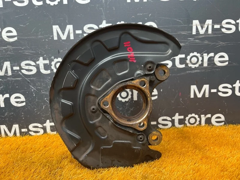 Кулак поворотный Audi A3 2014 5Q0407256Q 8V CXS, передний правый
