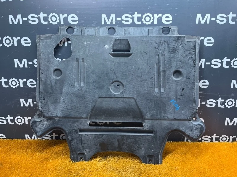 Защита двигателя Audi A5 2010 8K1863822J 8T CDN