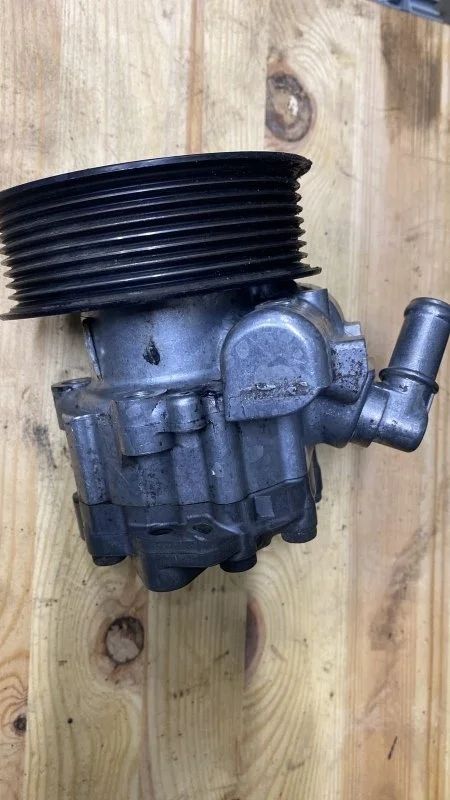 Насос Гур Land Rover Range Rover Vogue 3 L322 3.6