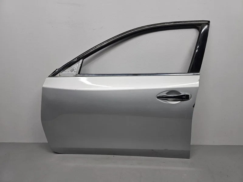 Дверь Nissan Teana L33