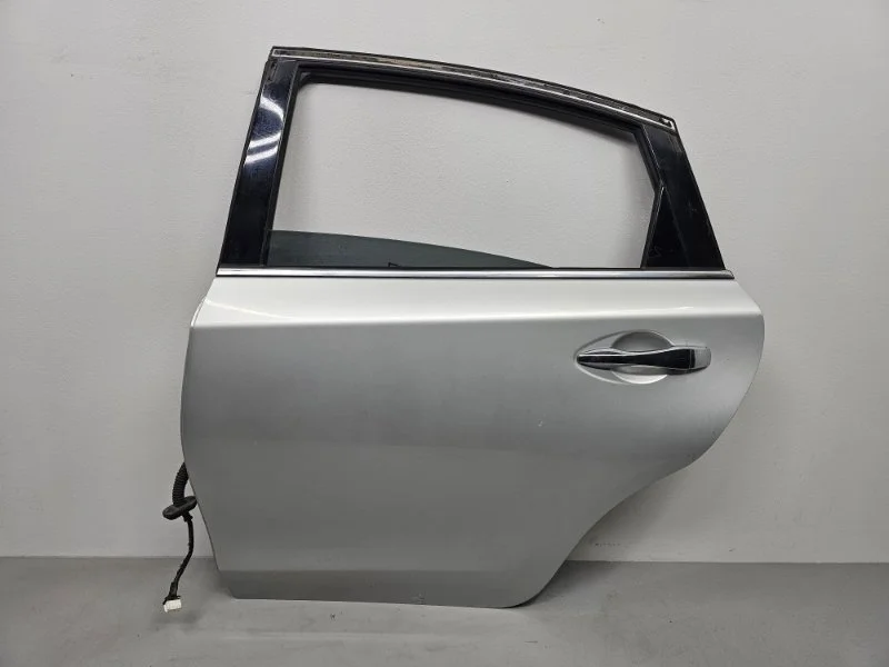 Дверь Nissan Teana L33