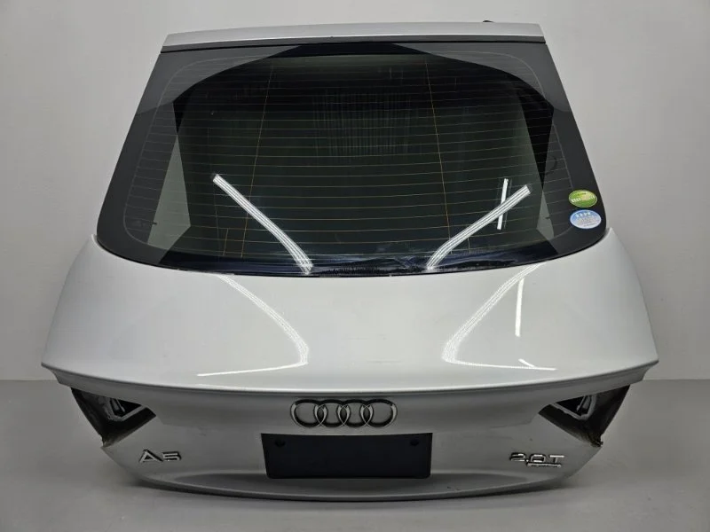 Крышка багажника Audi A5 8T
