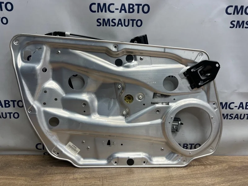 Стеклоподъемник Mercedes-Benz Glk 2011 A2047201779 X204 272.948, передний левый