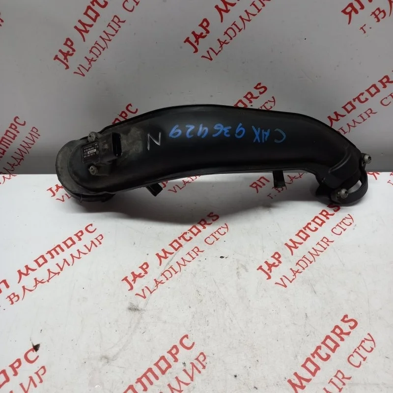 Патрубок воздушного фильтра Audi A3 8P CAX 1.4