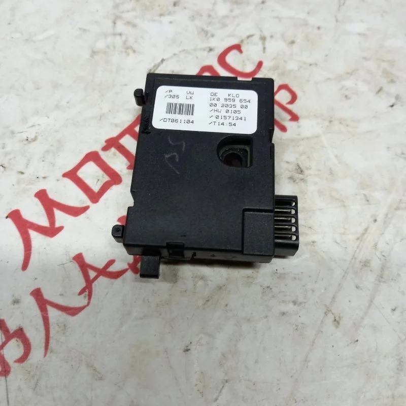 Датчик угла поворота руля Volkswagen Golf 5 BVY