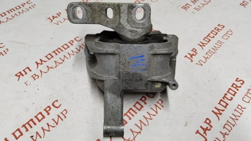 Подушка двигателя Volkswagen Tiguan CAW 2.0TSI