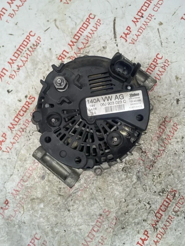 Генератор Volkswagen Tiguan 5N CAW 2009