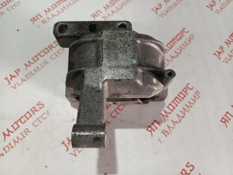 Подушка двигателя Volkswagen Tiguan 5N CAW 2009