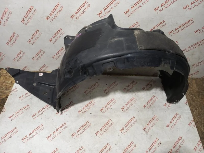 Подкрылок передний левый Toyota Avensis T271 3ZR