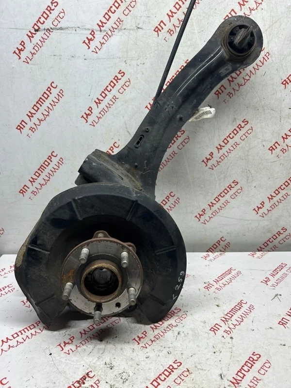 Кулак поворотный задний левый Volvo V40 B5204T9