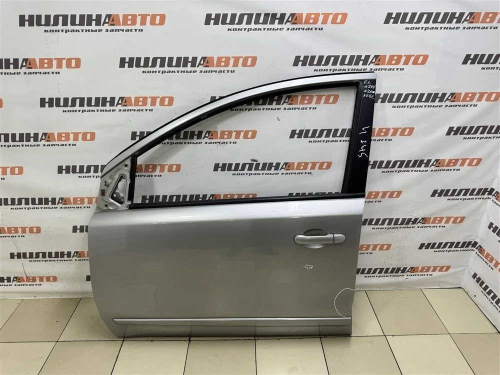 Дверь передняя левая Nissan Note