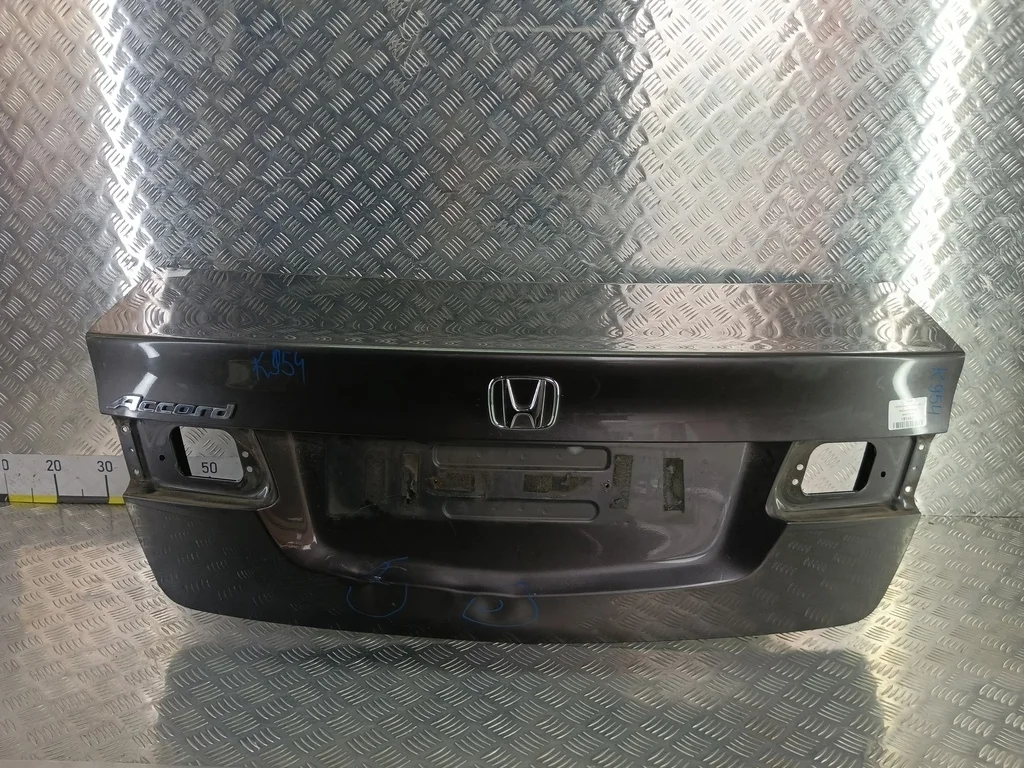 Крышка багажника Honda Accord