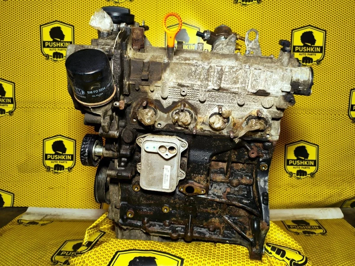 Двигатель Volkswagen Golf CAXA