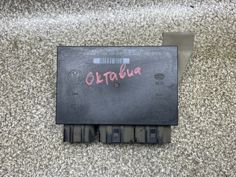 Блок комфорта Skoda Octavia 2007 1C0959799A 1.4 BCA MT
