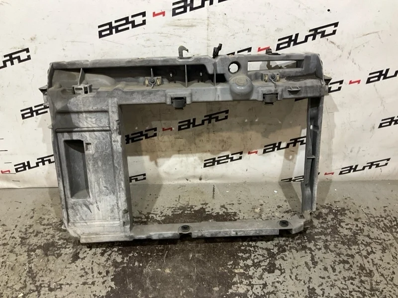 Передняя панель рамка радиатора Citroen C3 2012 9801492180 2 EP6C