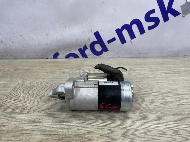 Стартер Mitsubishi Pajero 2004 V77W