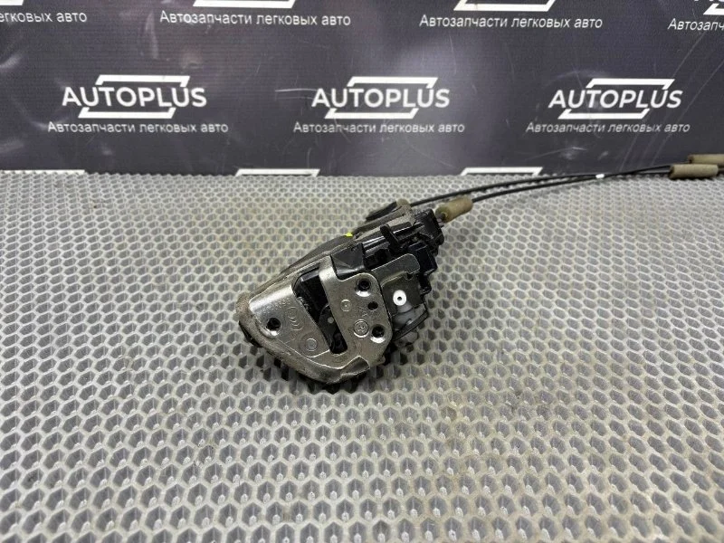 Замок двери Toyota Camry 6906033120 XV40 2.4 2AZ-FE, задний левый