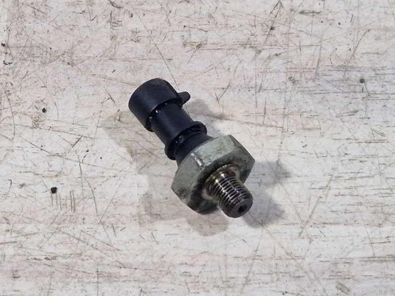 Датчик давления масла Opel Astra H Twin 2008