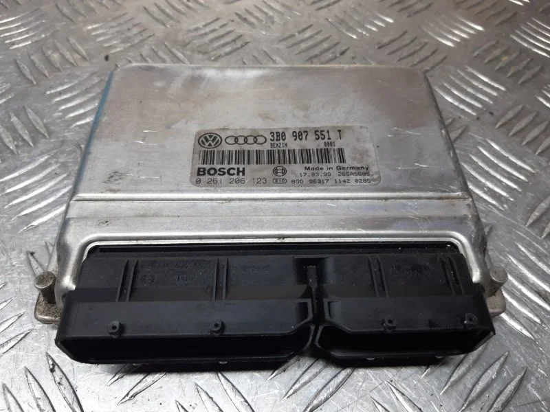 ЭБУ Volkswagen Passat B5 1.8 T