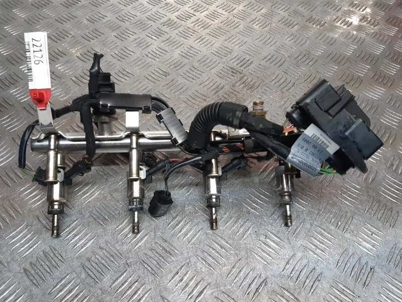 Топливная рампа Volkswagen Passat CC 1.8TFSI