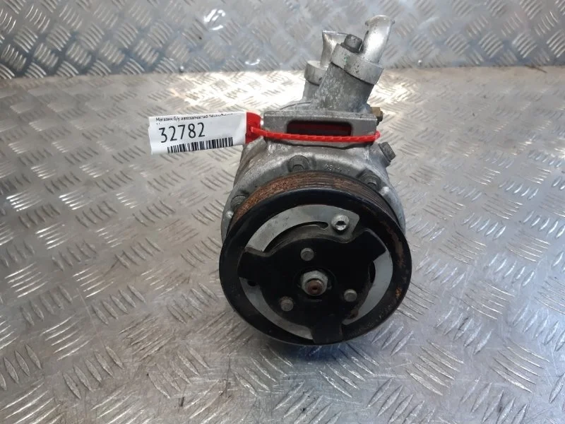 Компрессор кондиционера Volkswagen Jetta 2.0TDI