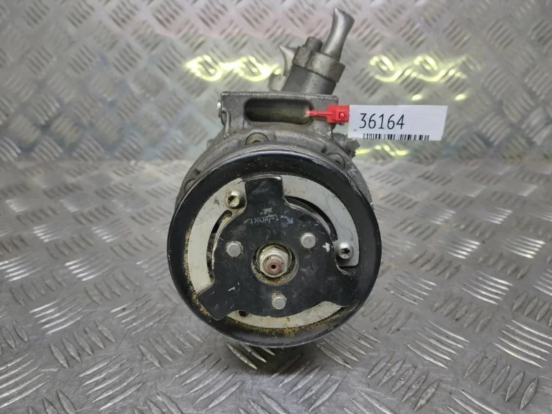 Компрессор кондиционера Volkswagen Golf 6 2.0TDI