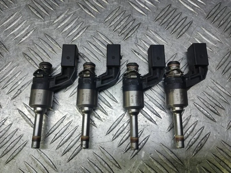 Форсунка топливная Volkswagen Touareg 1 3.6FSI