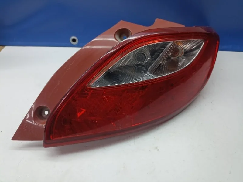 Фонарь Mazda Demio 2011 D65151150 DE, задний правый