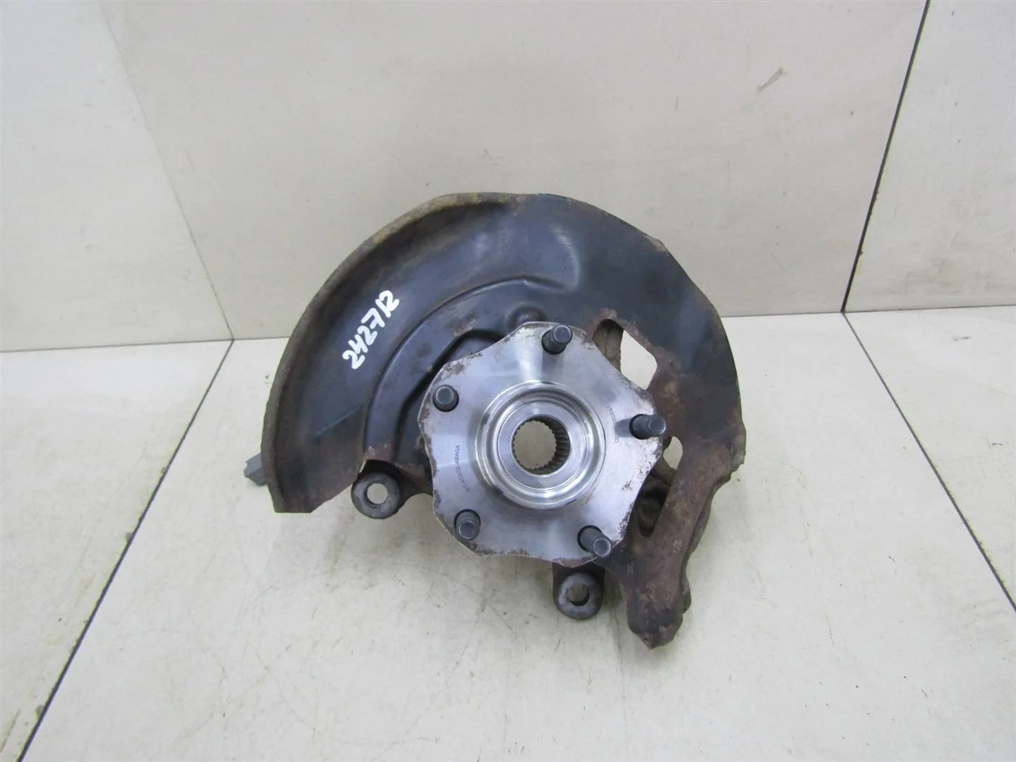 Кулак поворотный передний левый Nissan X-Trail (T32) 2014-2023  [400154CE0A]  2.5 16v QR25DE  в Вологде