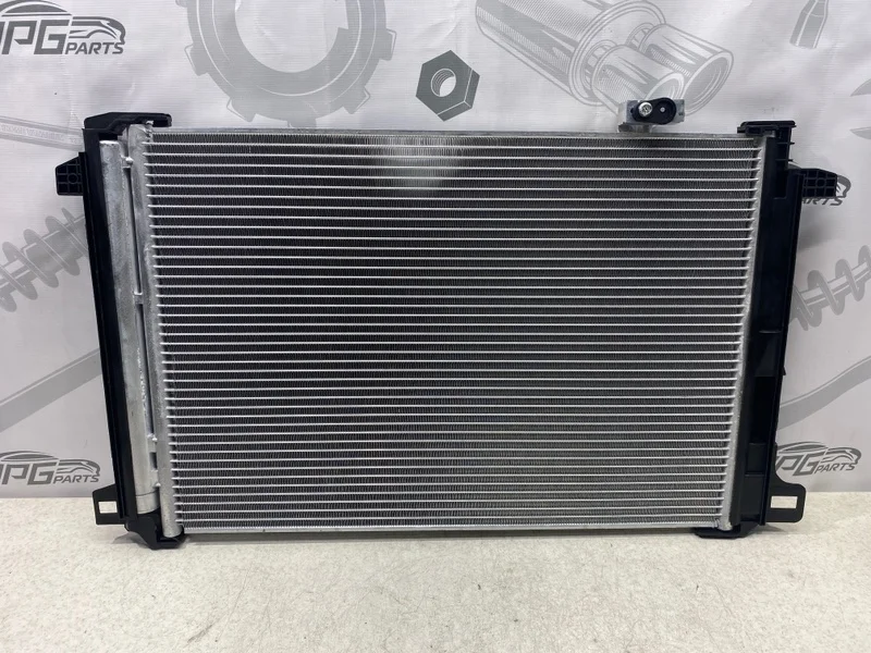 Радиатор кондиционера Mercedes-benz W212